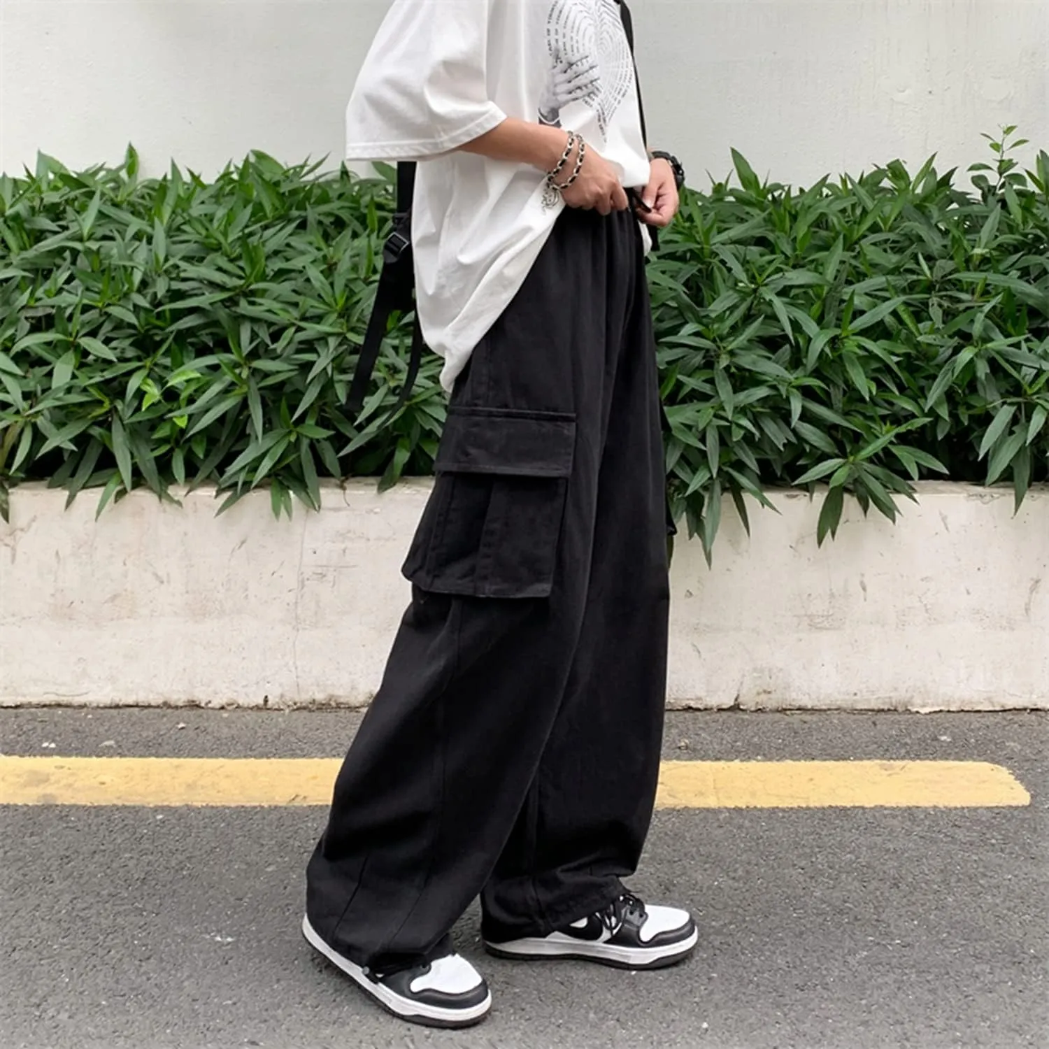 Baggy Cargo Joggers for Men Y2k Gothic Streetwear Wide Leg Cargo Pants with Pockets