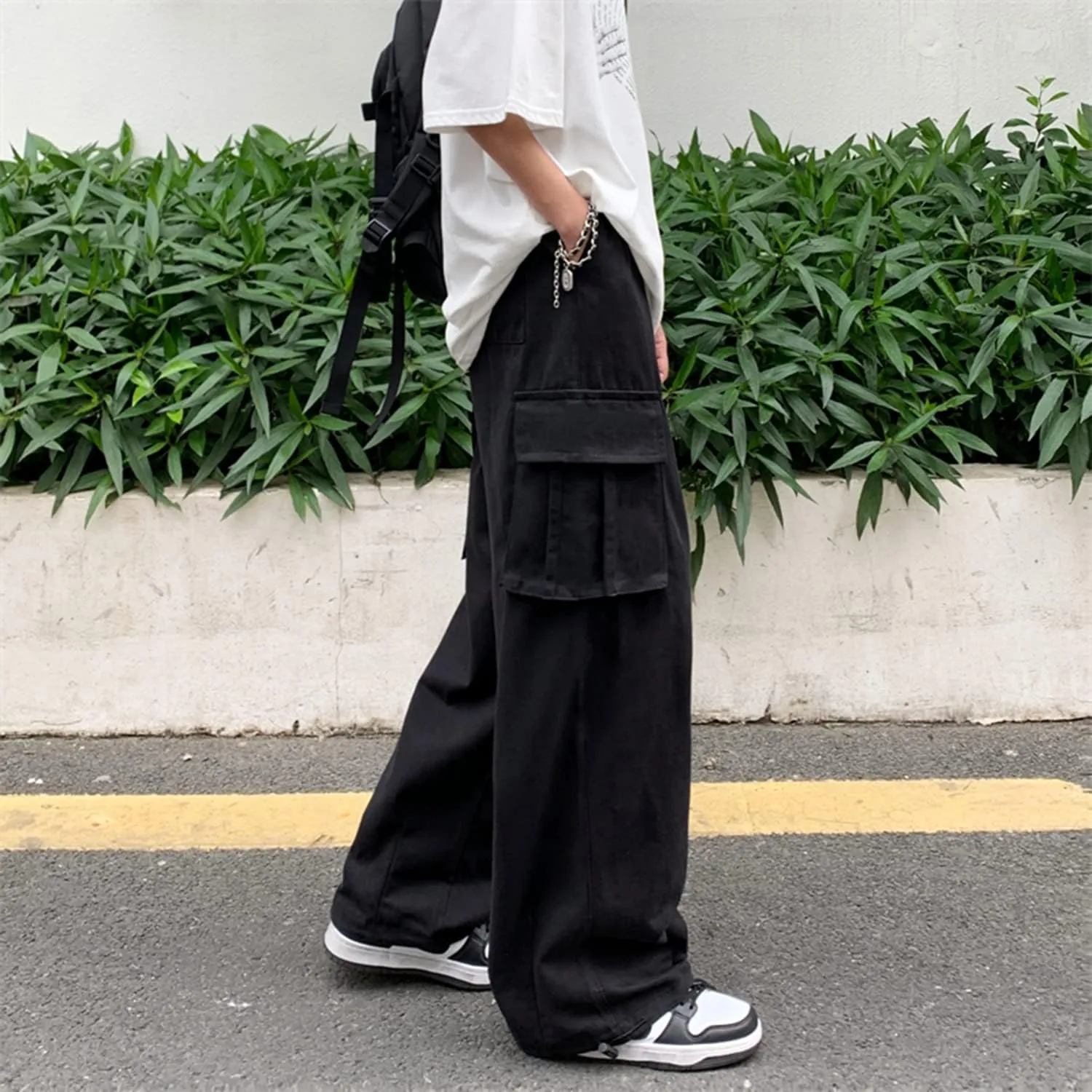 Baggy Cargo Joggers for Men Y2k Gothic Streetwear Wide Leg Cargo Pants with Pockets