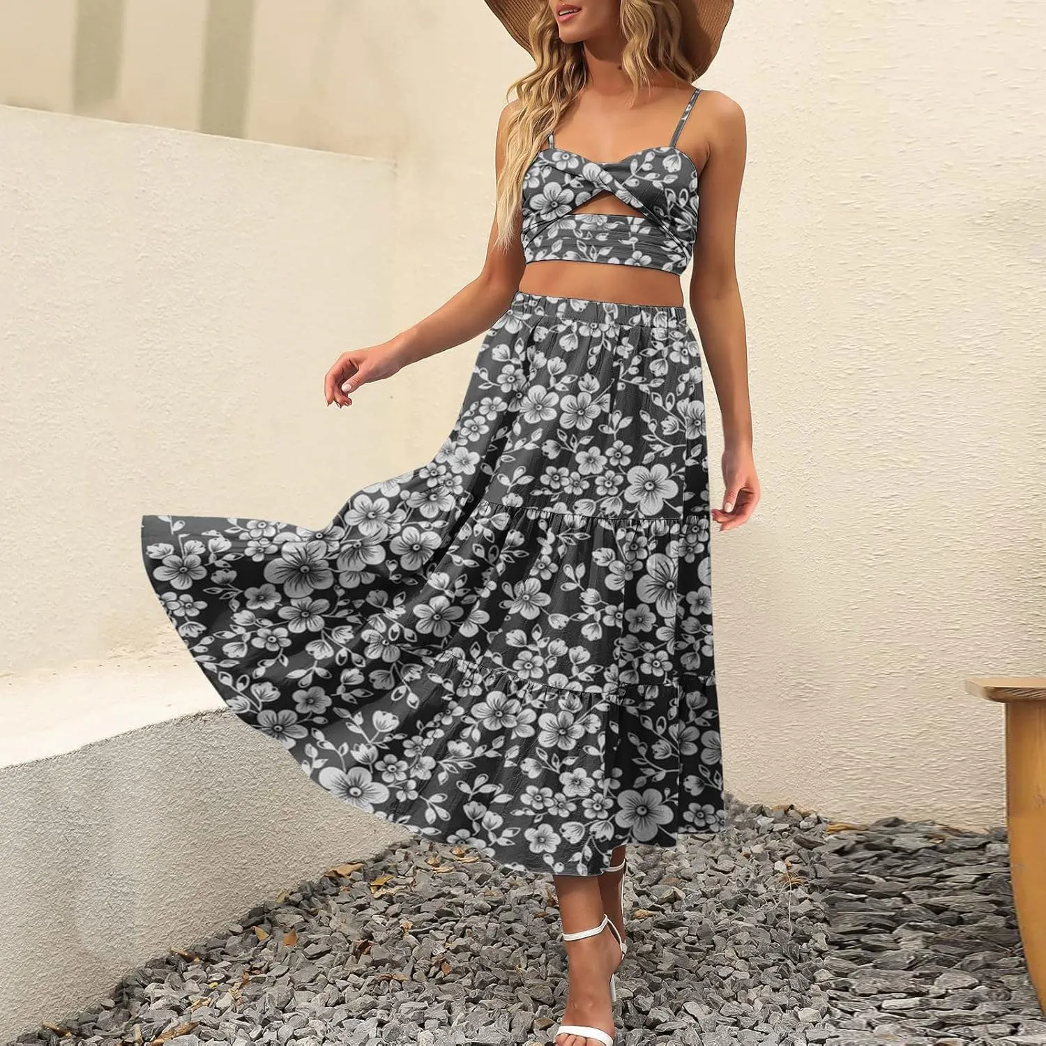 Boho Tiered Maxi Skirt Women Flowy Summer Beach Skirts Elastic Waistband Midi Skirt Floral Pleated A Line Skirt with Pockets
