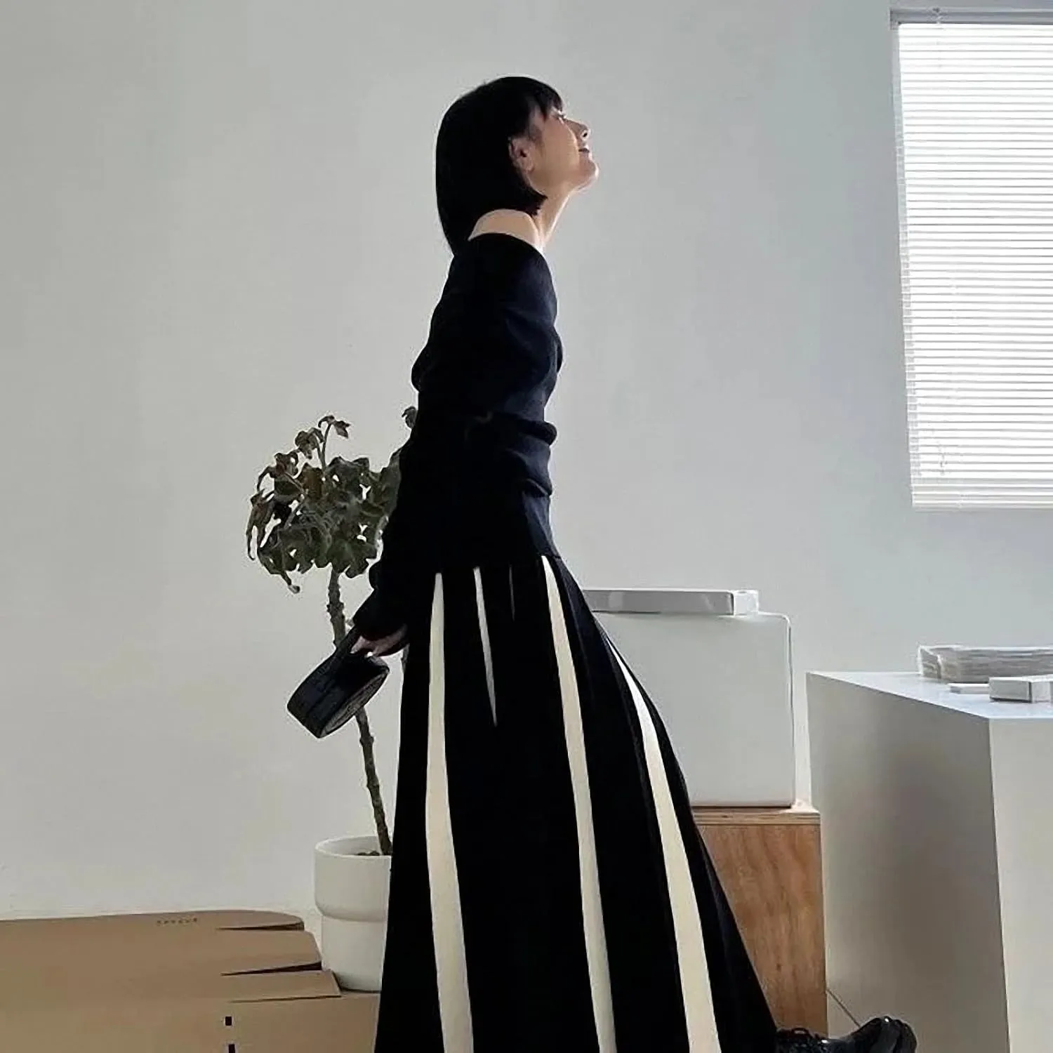 Dawery Patchwork Knitted Long Skirt Women Spring High Waist Pleated Skirt Woman Striped Mixed Color Midi Skirts