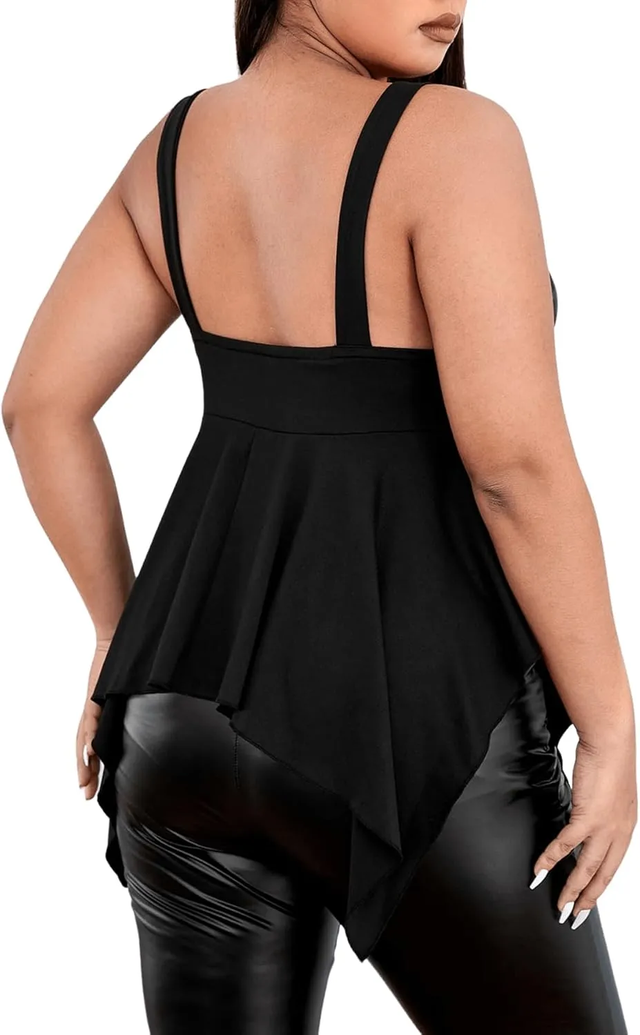 Floerns Women's Plus Size O Ring Sleeveless Chain Asymmetrical Hem Cami Top