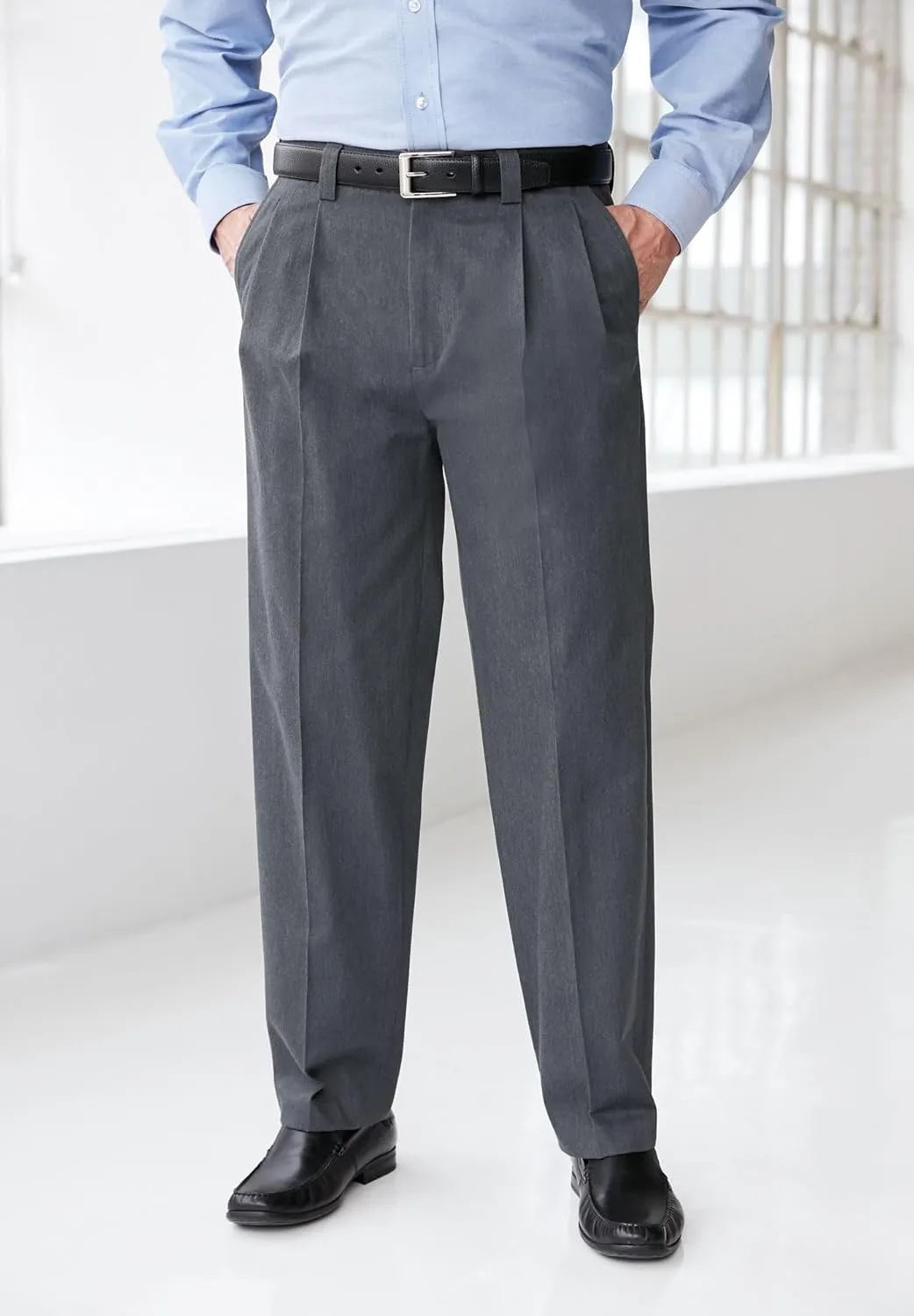 KingSize Men's Big & Tall Classic Fit Wrinkle-Free Expandable Waist Pleat Front Pants