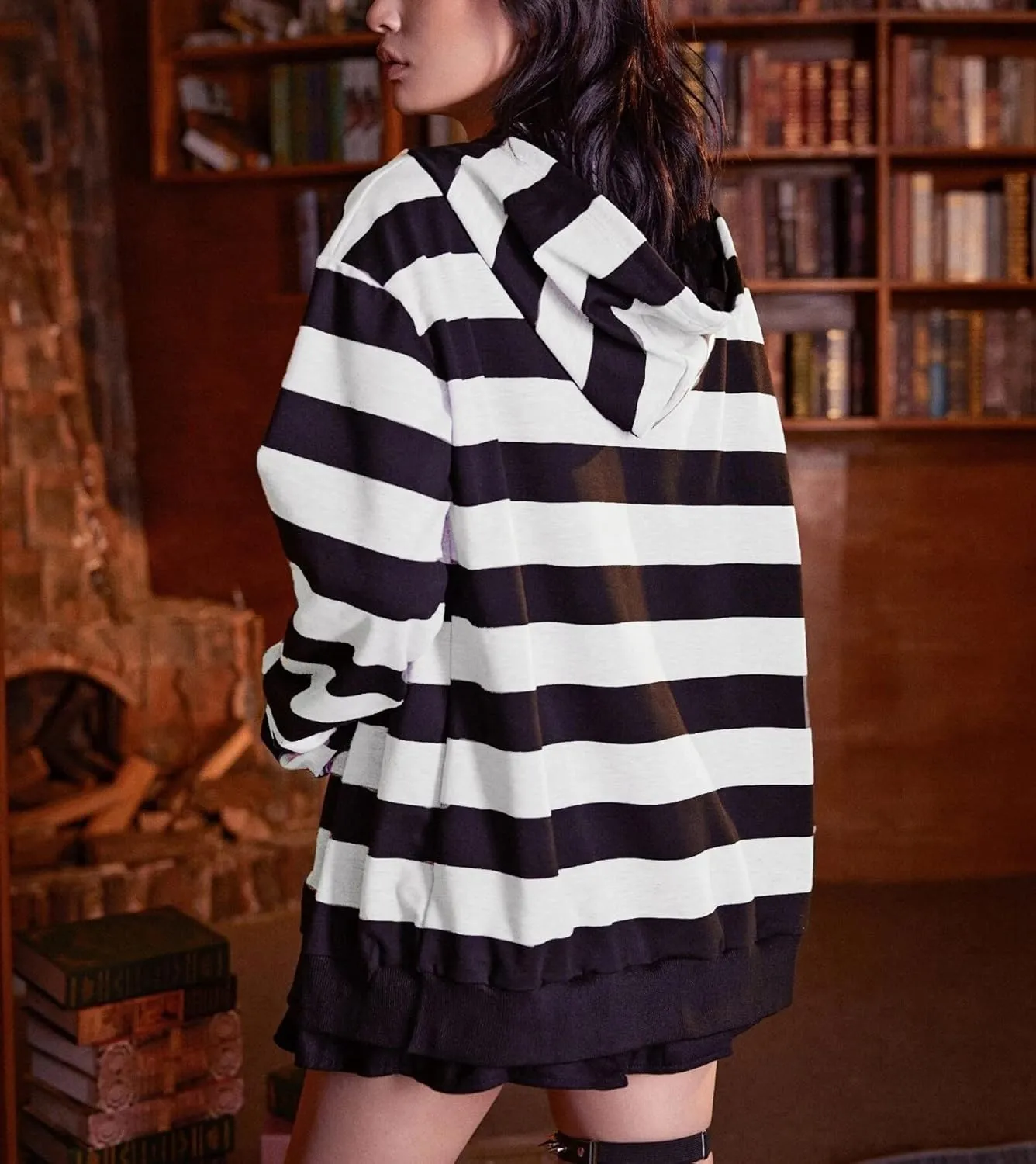 LAVASEON Women 's Oversized Zip Up Hoodie Y2K Striped Lightweight Hooded Sweatshirt Gothic Streetwear Pullover