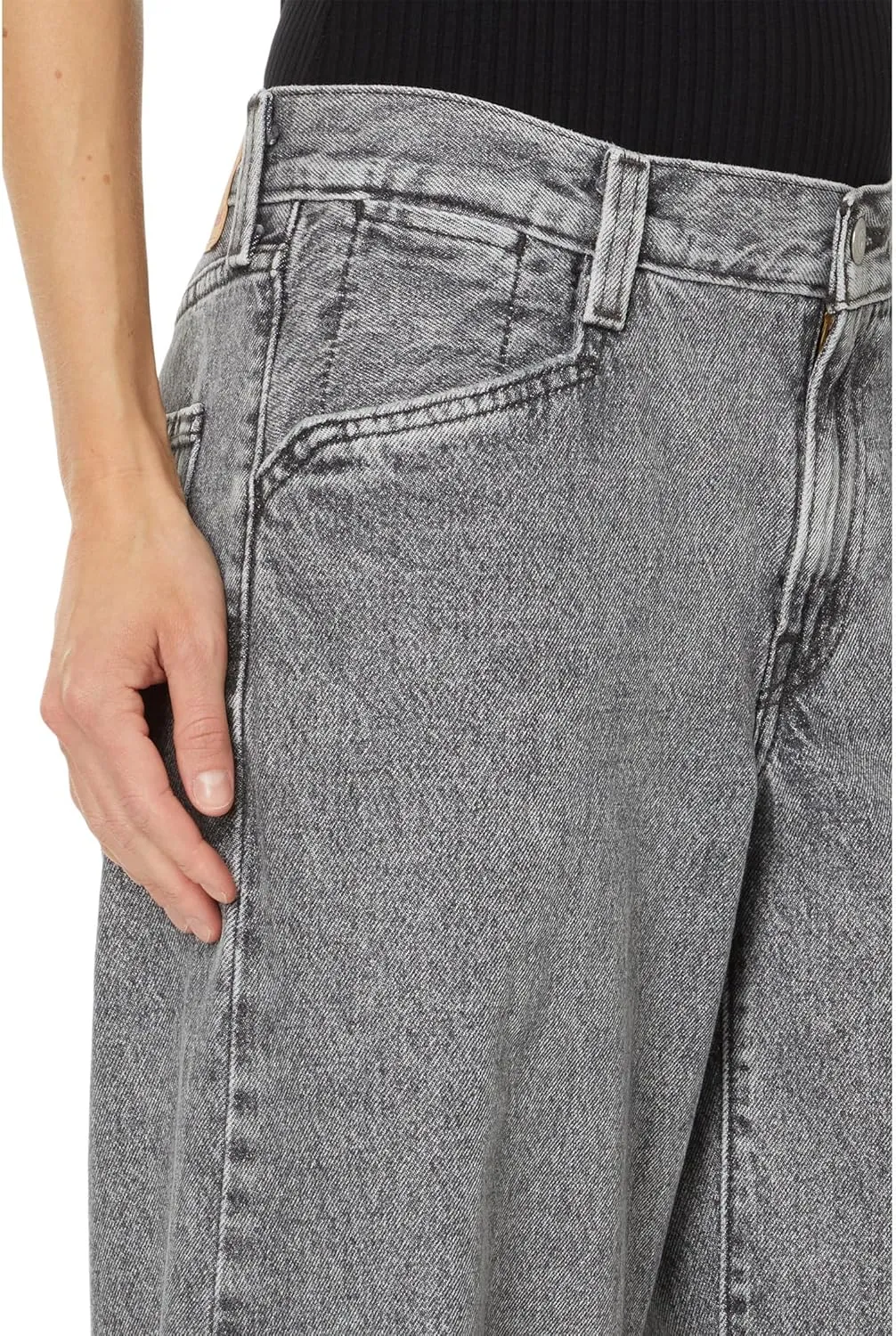 Levi's Women's 94 Baggy Wide Leg Jean (Also Available in Plus)