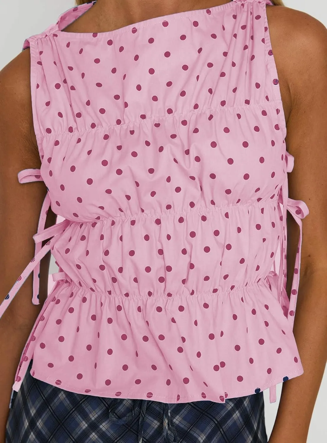 NUFIWI Women Cute Polka Dot Tank Top Boat Neck Smocked Going Out Y2k Tops Slim Fit Sleeveless Summer Shirts Streetwear