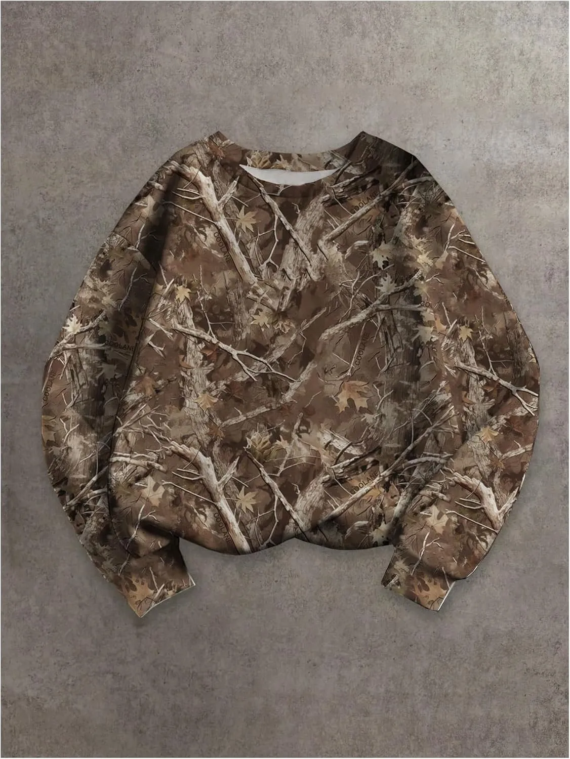 SOLY HUX Women's Camo Graphic Crewneck Sweatshirt Long Sleeve Y2K Vintage Pullover Streetwear Tops