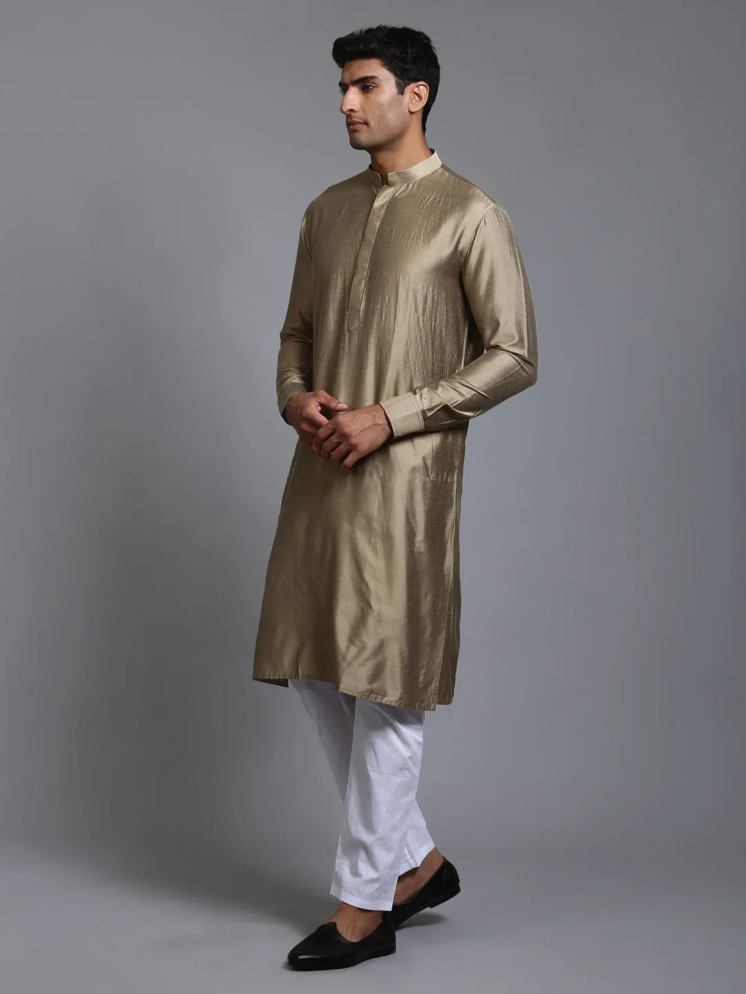 VASTRAMAY Men's Green Cotton Kurta Pyjama