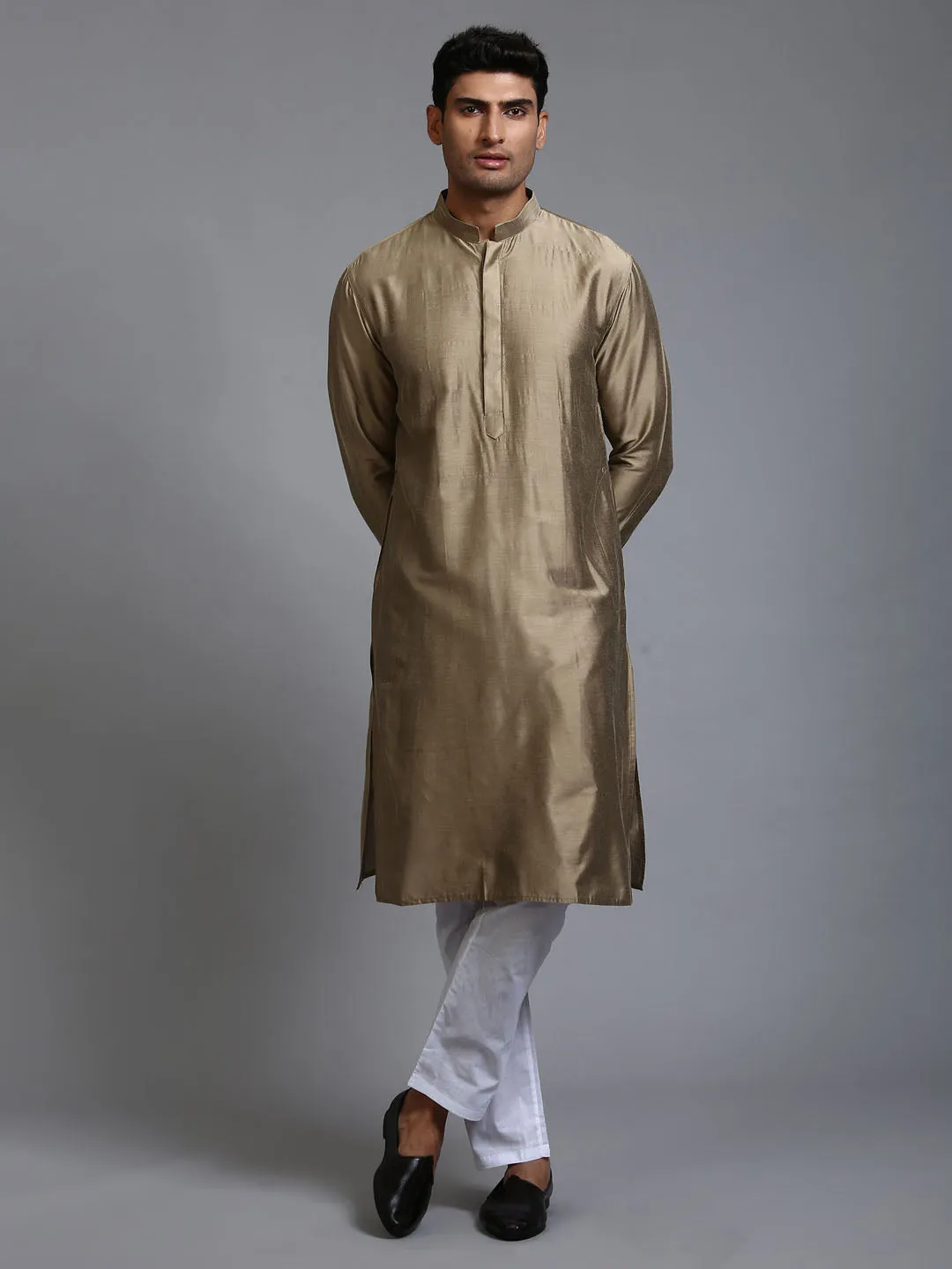 VASTRAMAY Men's Green Cotton Kurta Pyjama