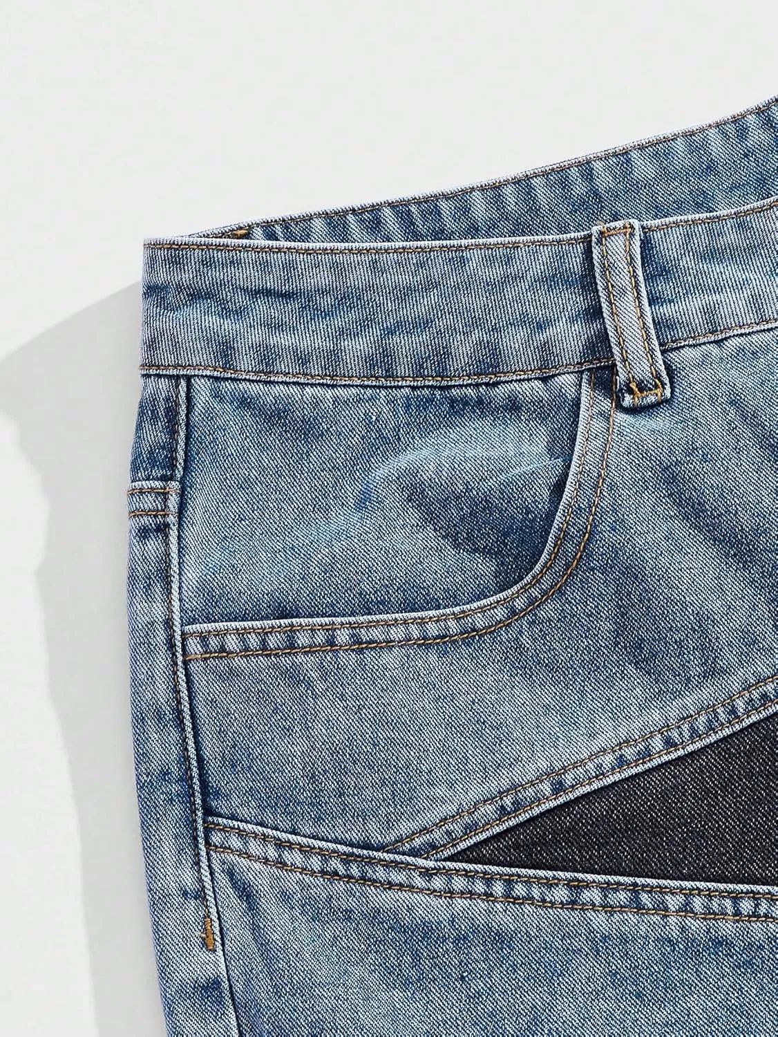 WDIRARA Men's High Waisted Button Straight Leg Denim Shorts with Pockets