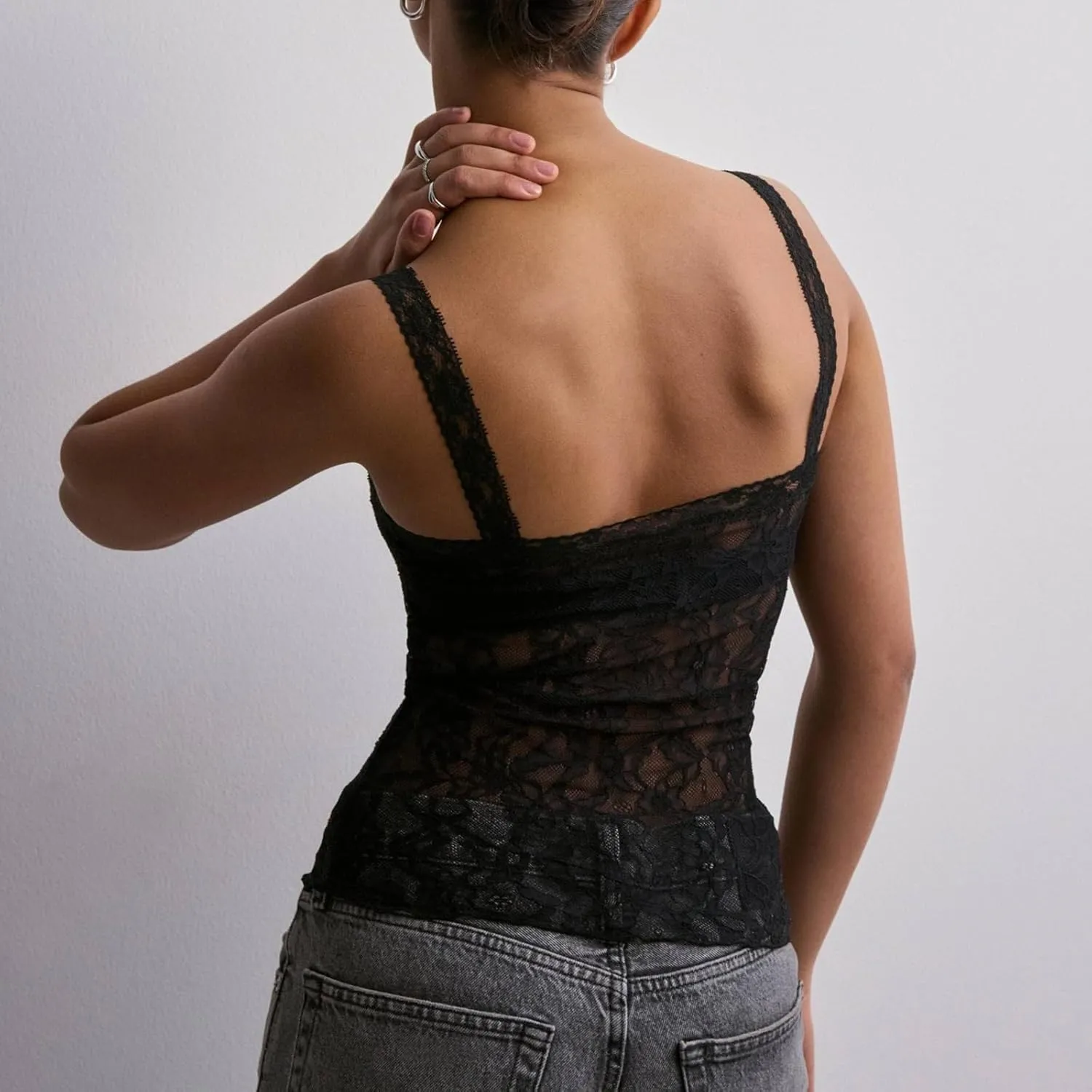 Womens Sexy Lace Ruffle Spaghetti Strap Camisole Tank Top Y2k Going Out Slim Fit Cami Sleeveless Shirt Crop Tops